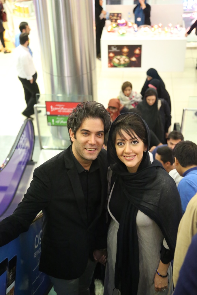 گزارش تصویری اکران مردمی فیلم «اینجا کسی نمیمیرد» با حضور امیرعلی نبویان در پردیس سینمایی کورش